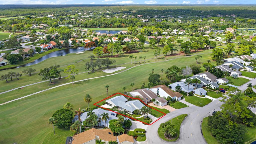 Photo of 6642 S Pine Court, Palm Beach Gardens, FL 33418 (MLS # R11131163)