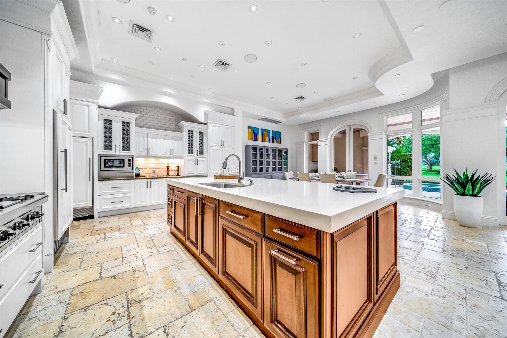 361 Mizner Lake Estates Drive, Boca Raton, FL, 33432/$100,000 4 361 Mizner Lake Estates Drive