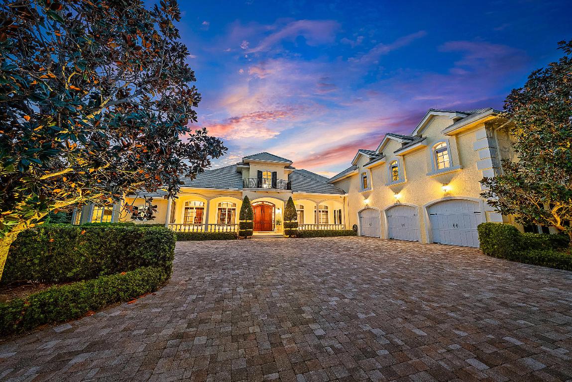 Jupiter Hills Village - Residential