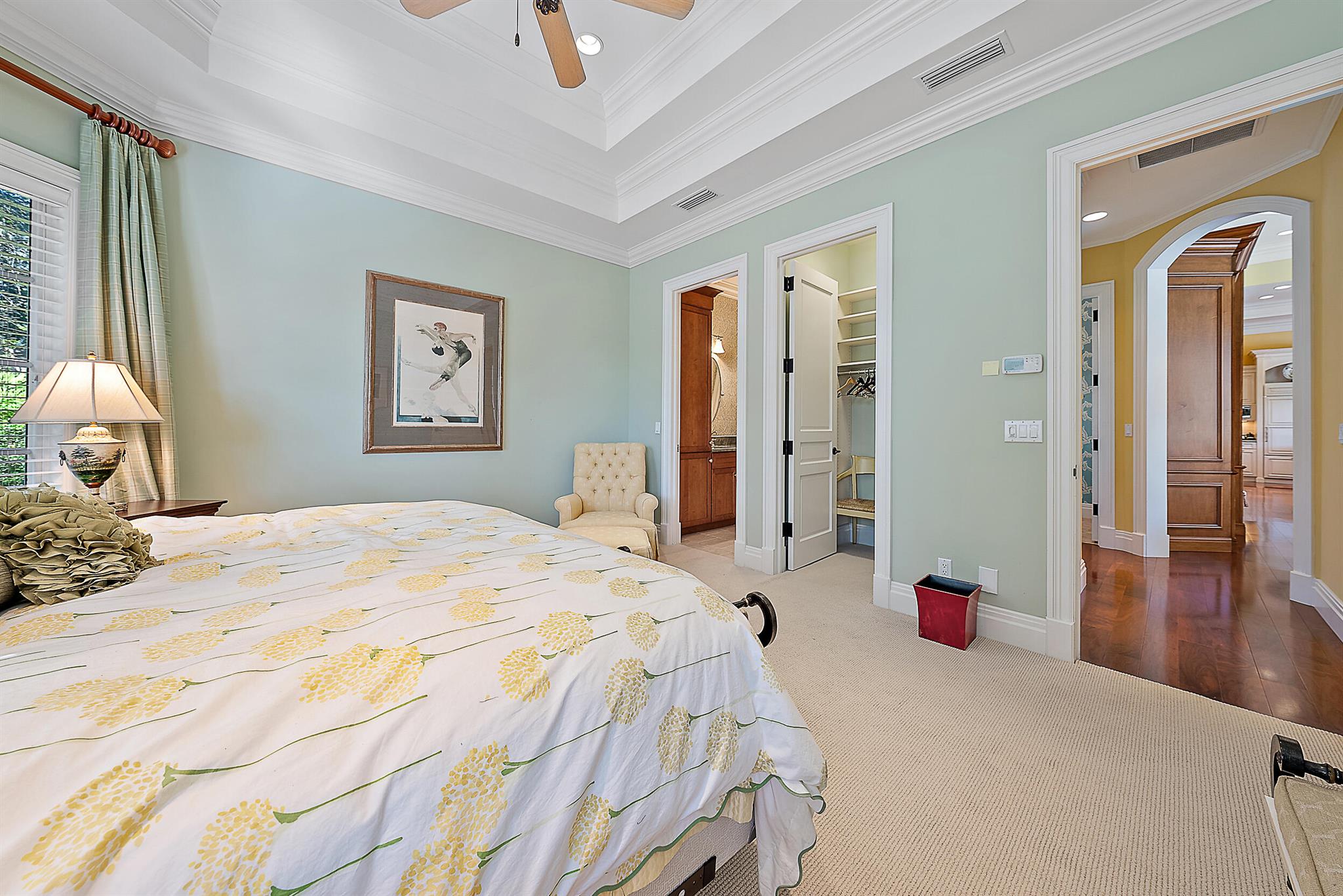 Jupiter Hills Village - Residential