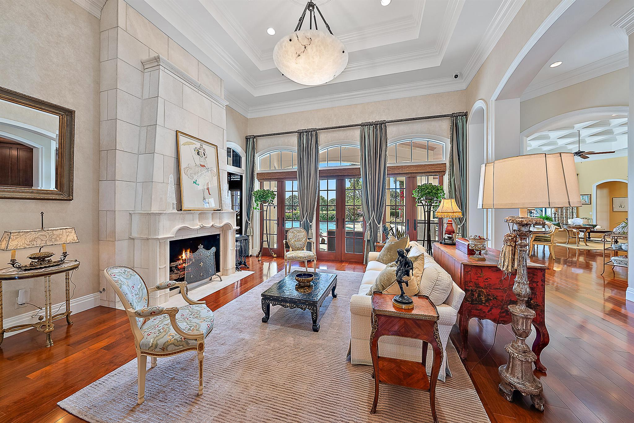 Jupiter Hills Village - Residential