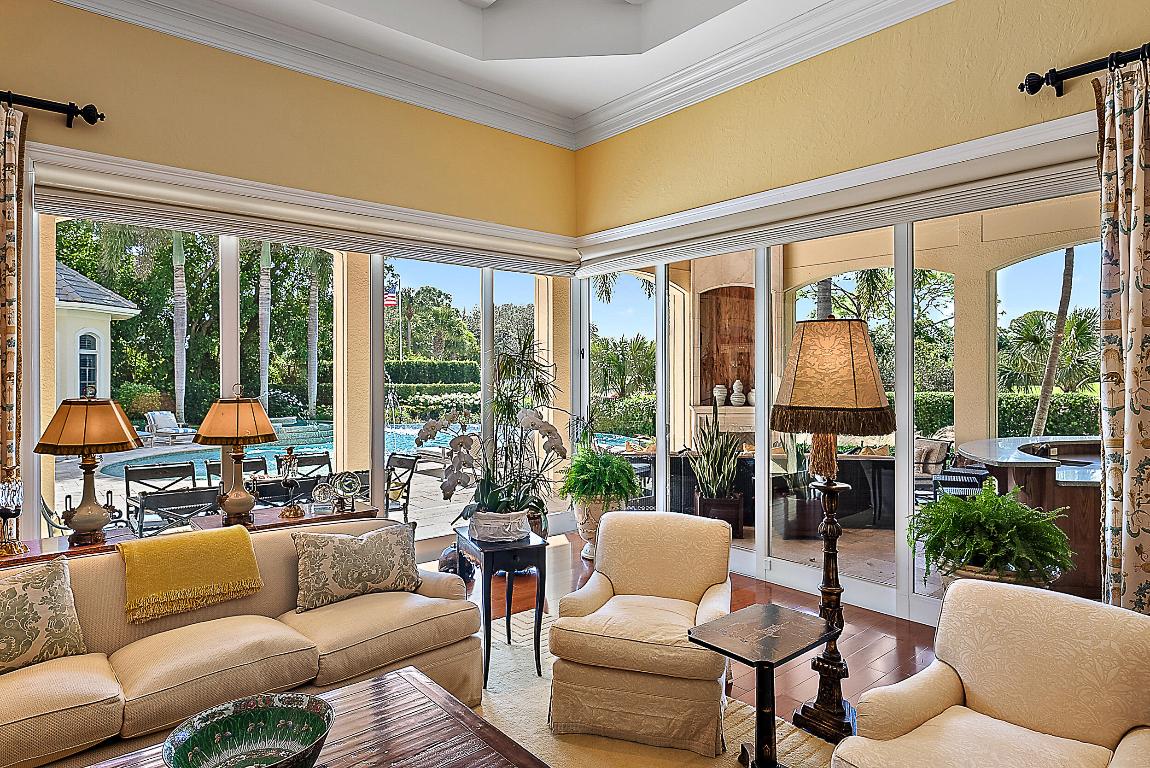 Jupiter Hills Village - Residential