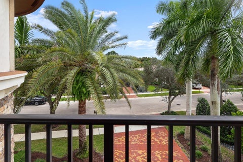 Tiny photo for 9417 SATINLEAF Place, Parkland, FL 33076 (MLS # B26087117)