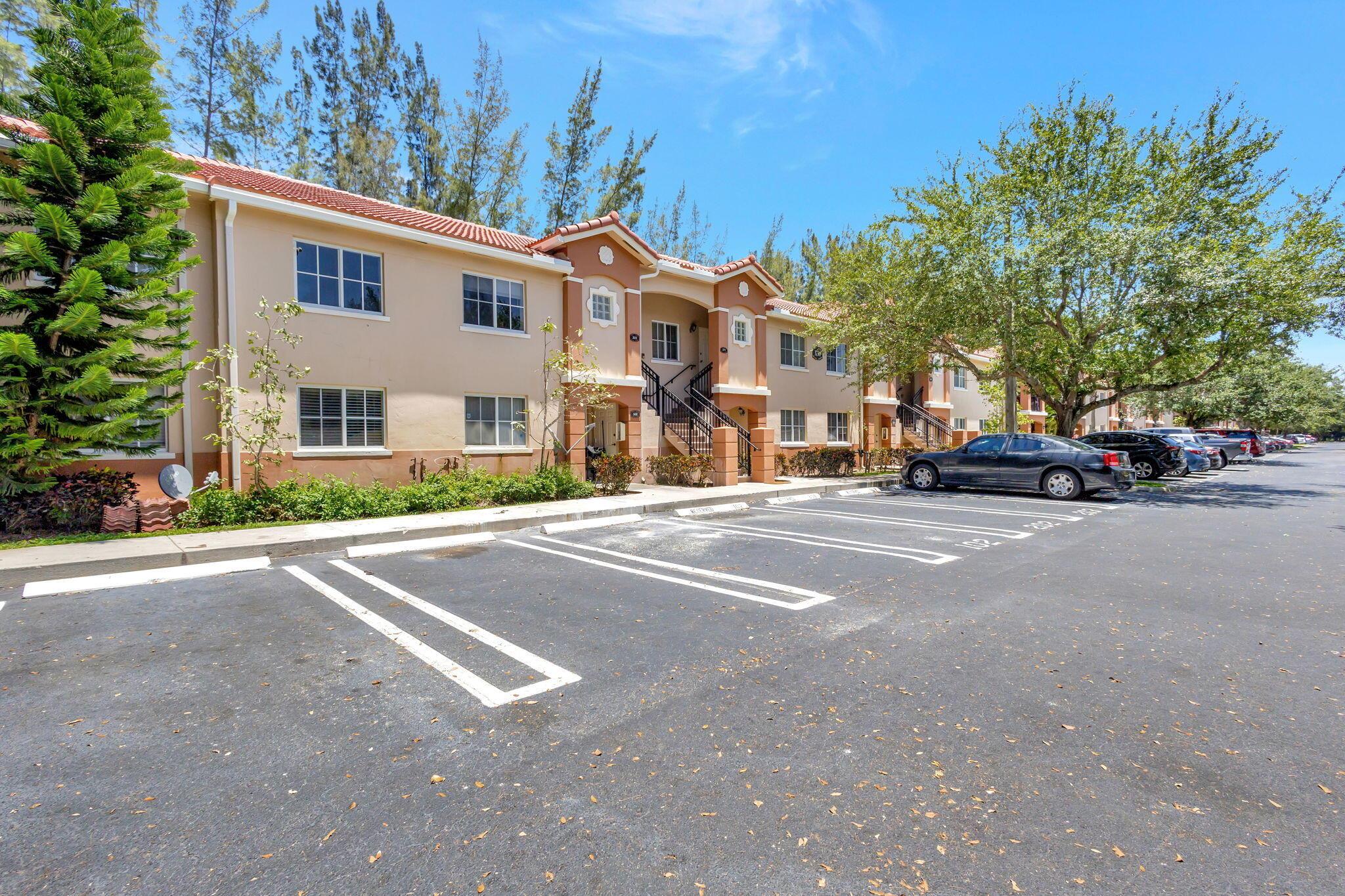 This delightful 2-bedroom, 2-bathroom second floor condo offers a perfect blend of comfort and style. Featuring a bright and airy floor plan, a modern kitchen fully equipped with stainless steel appliances, granite countertops, and ample cabinet space, in unit laundry, and more. Community amenities include pool and cabana. Conveniently located just minutes from downtown, Turnpike access, schools, nature center, shopping Schedule a viewing today and experience all this wonderful property has to offer!