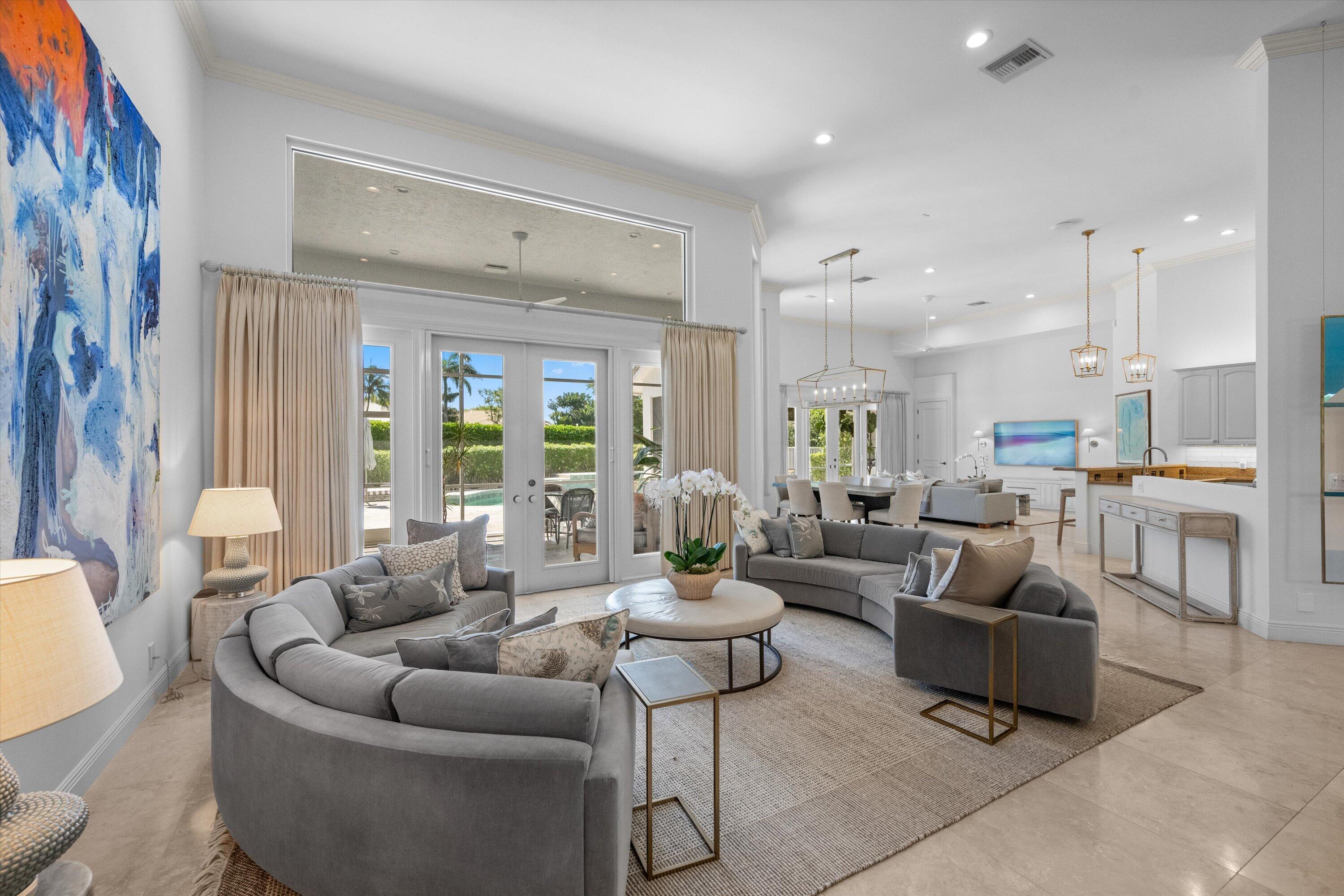 EQUESTRIAN CLUB ESTATES 1 - Residential