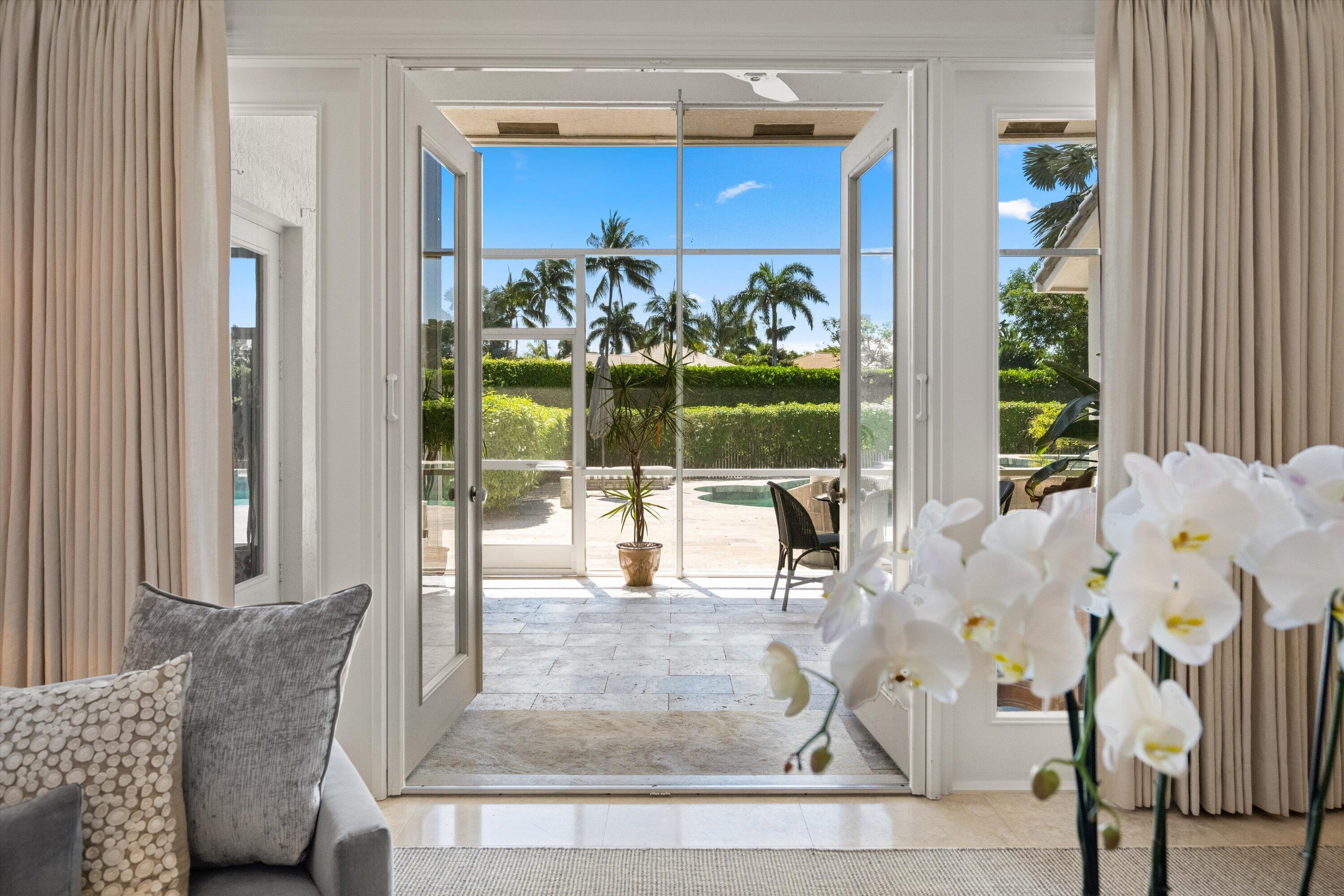 EQUESTRIAN CLUB ESTATES 1 - Residential