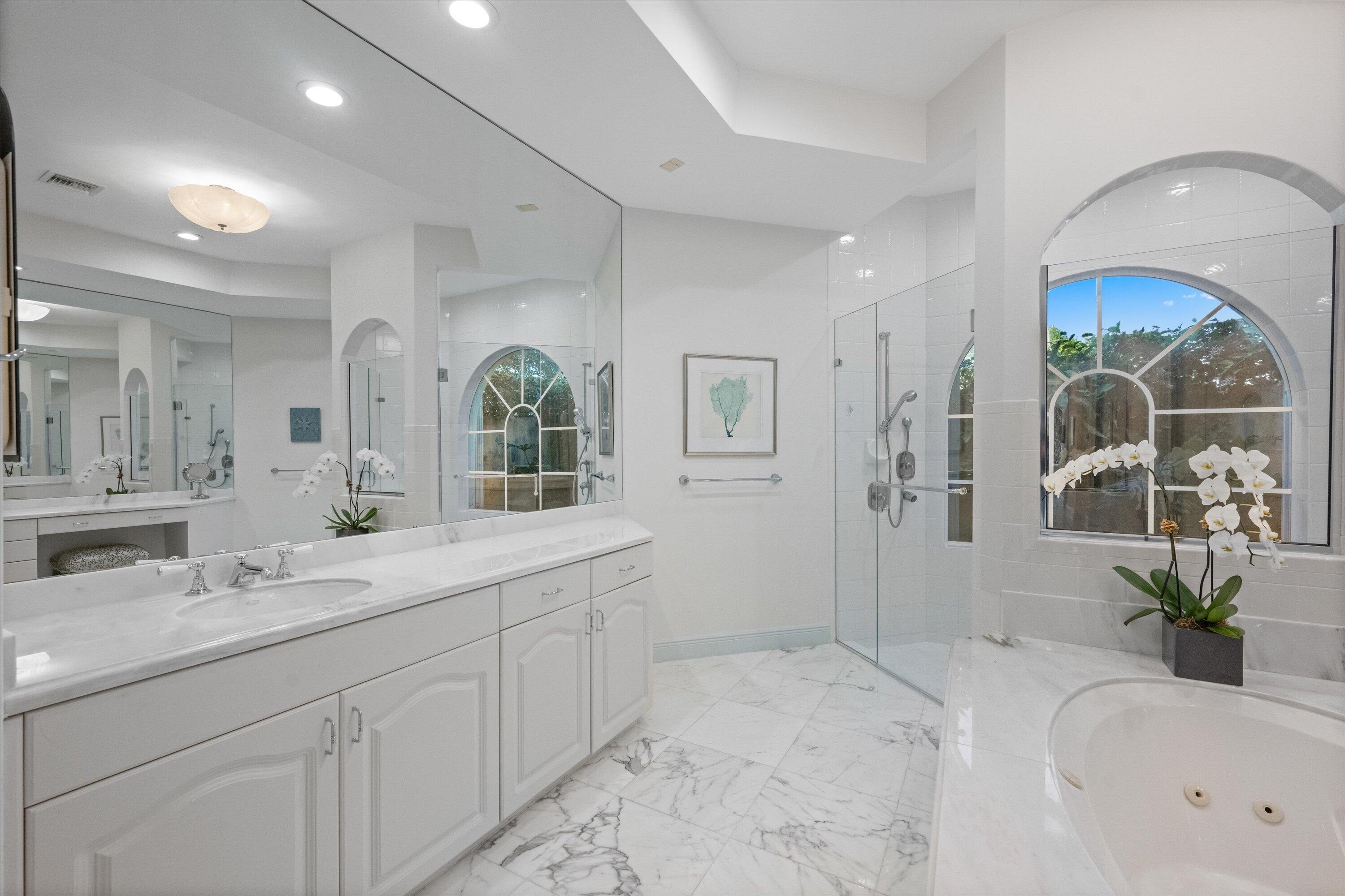 EQUESTRIAN CLUB ESTATES 1 - Residential