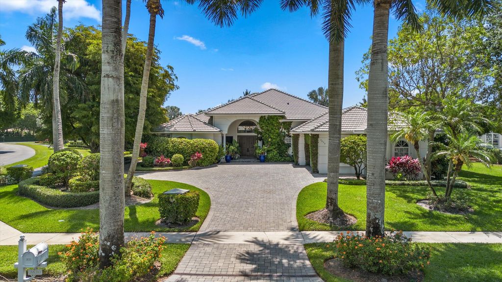 Photo of 3630 Jappeloup Lane, Wellington, FL 33414 (MLS # B26033776)
