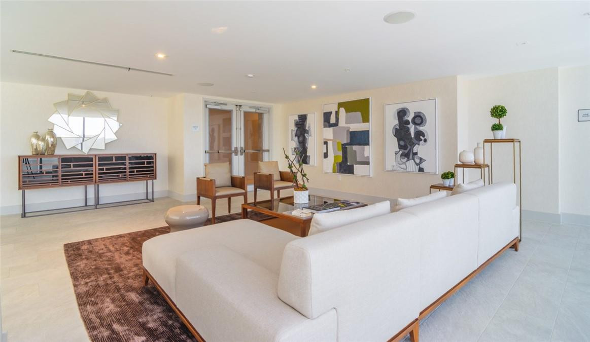 Riva Condo - Residential Lease