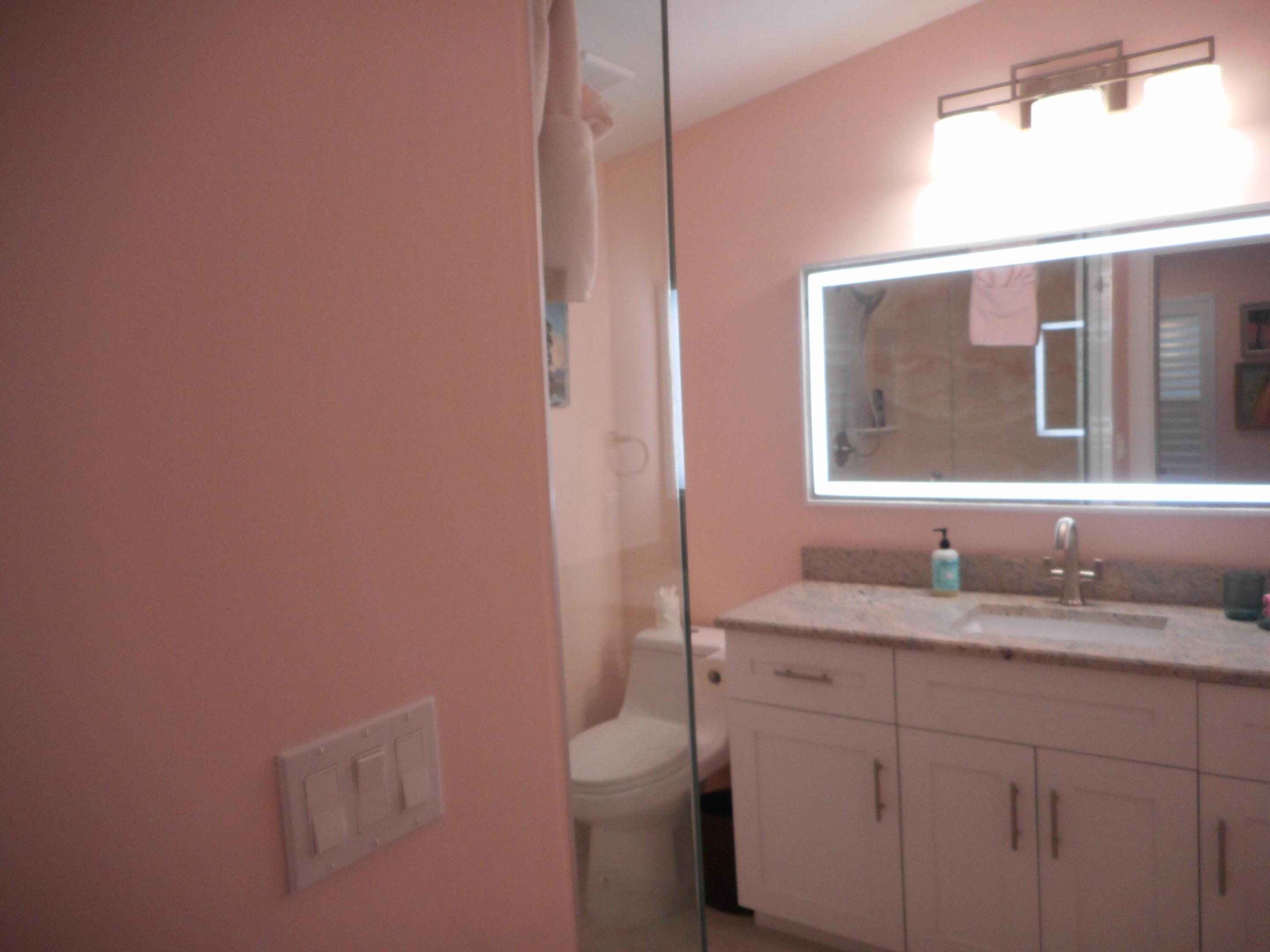 Flamingo Park - Residential Lease