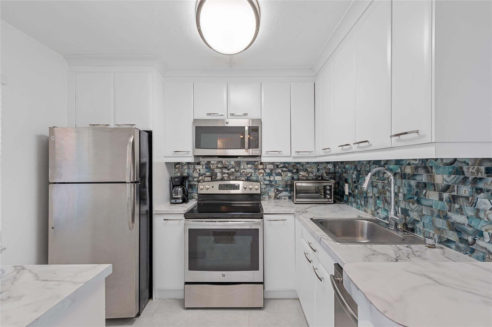 SOMERSET NO 4 CONDO - Residential