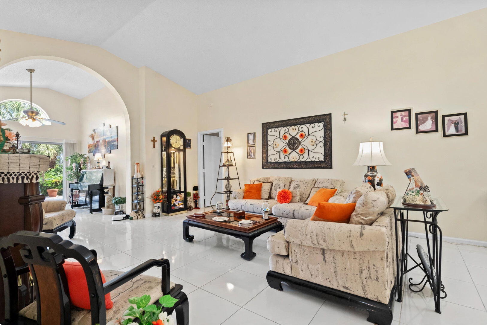 9847 Harbour Lake Circle