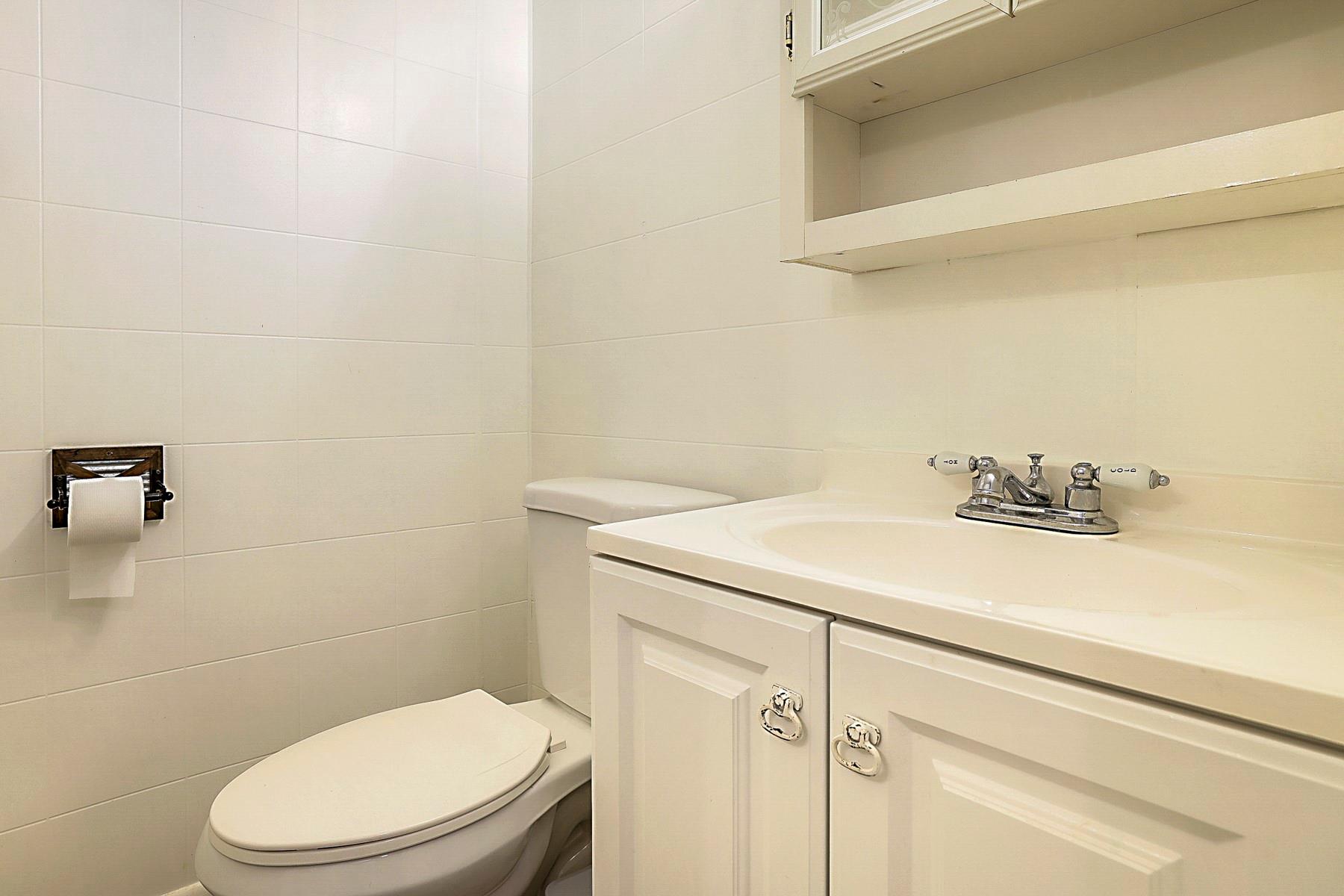 Townhomes of Oriole - Residential