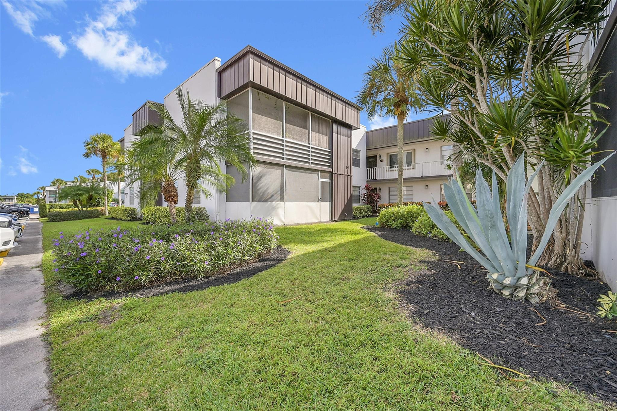 KINGS POINT NORMANDY CONDOS - Residential