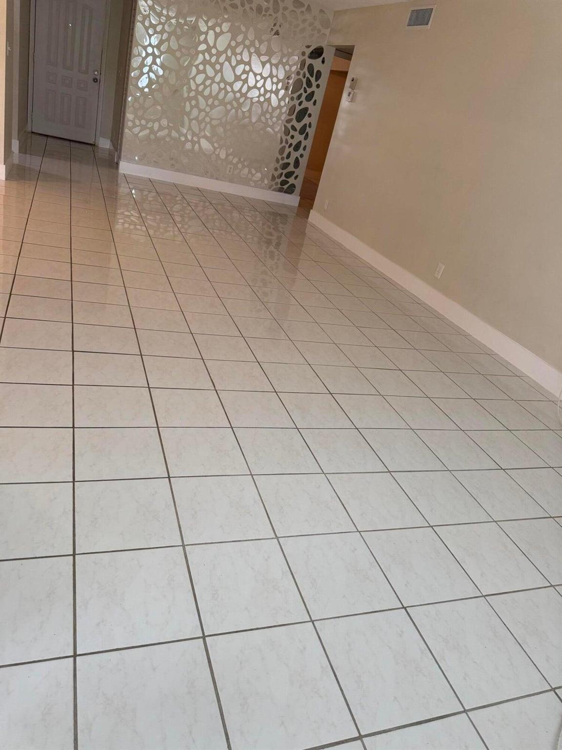 LUCERNE PARK CONDOS 1, 1A - Residential