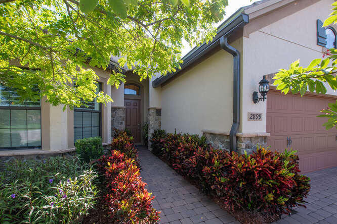 CASTELLINA - Residential Lease