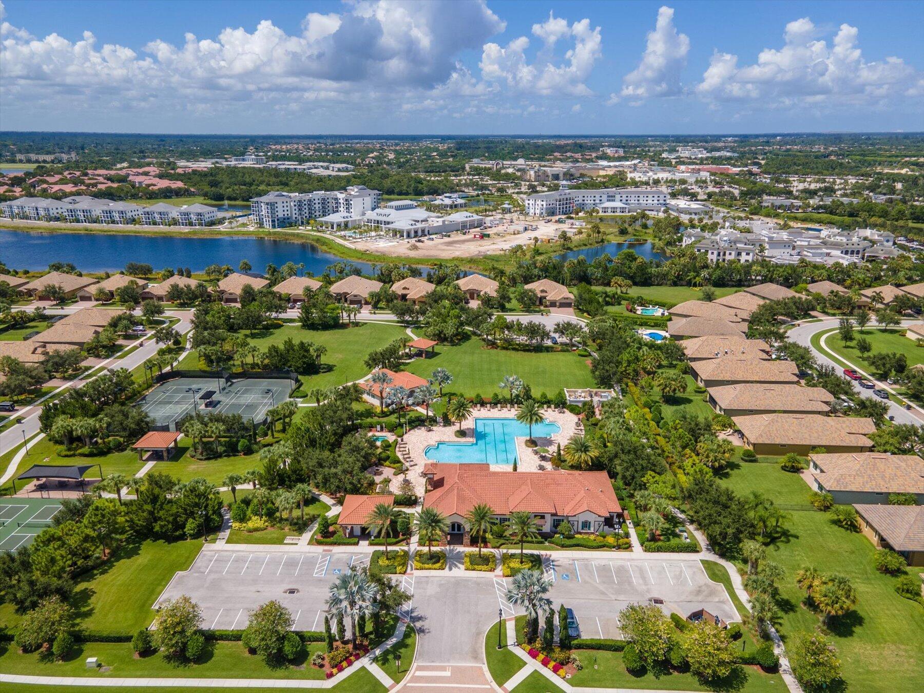 CASTELLINA - Residential Lease