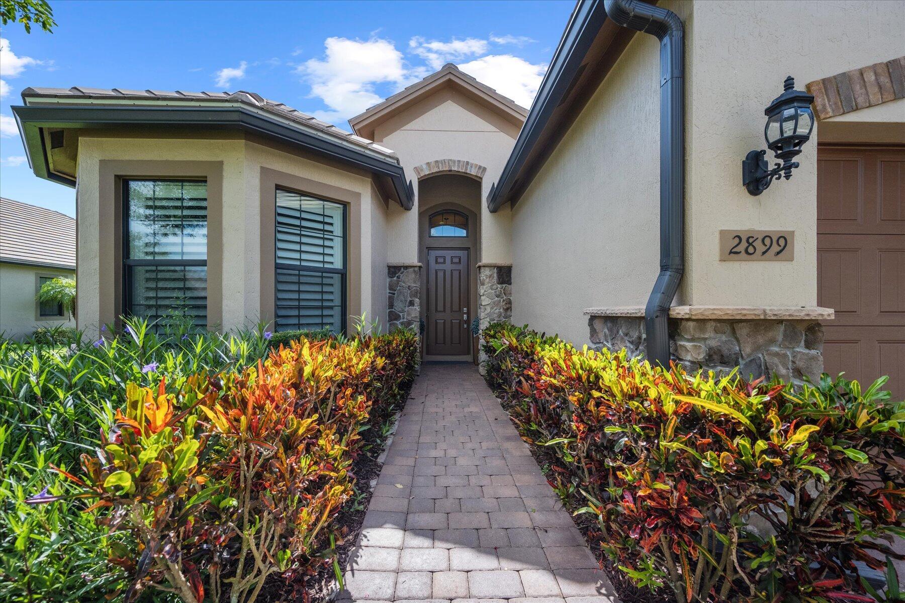 CASTELLINA - Residential Lease
