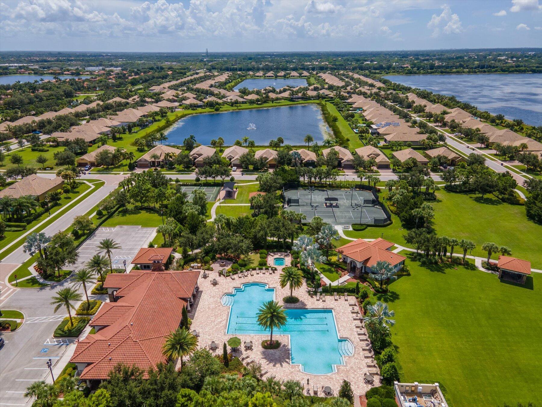 CASTELLINA - Residential Lease