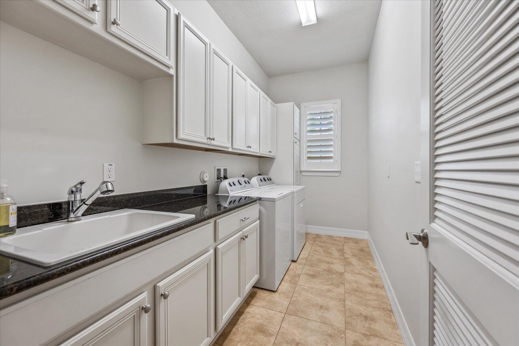 CASTELLINA - Residential Lease
