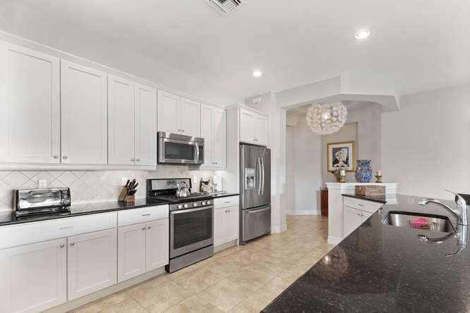 CASTELLINA - Residential Lease