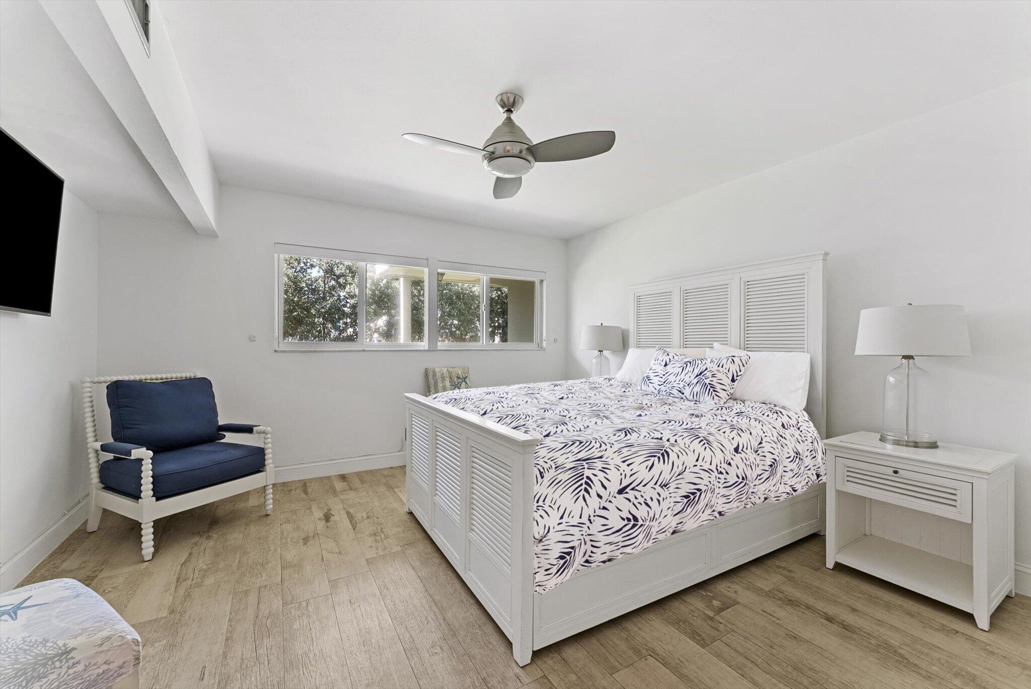 HILLSBORO IMPERIAL APTS CONDO - Residential