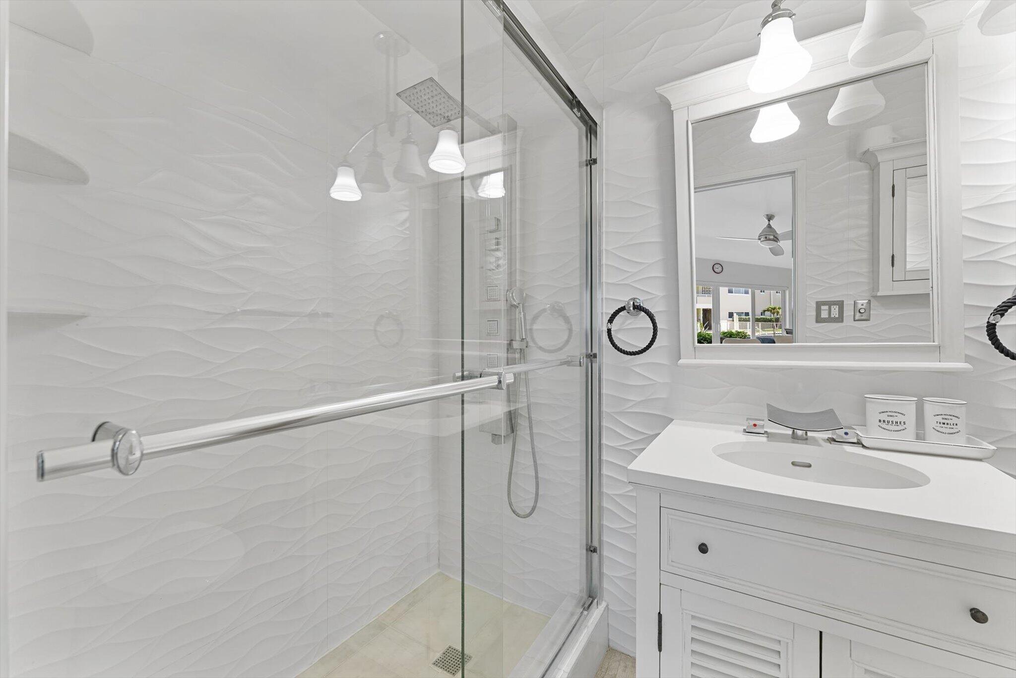 HILLSBORO IMPERIAL APTS CONDO - Residential