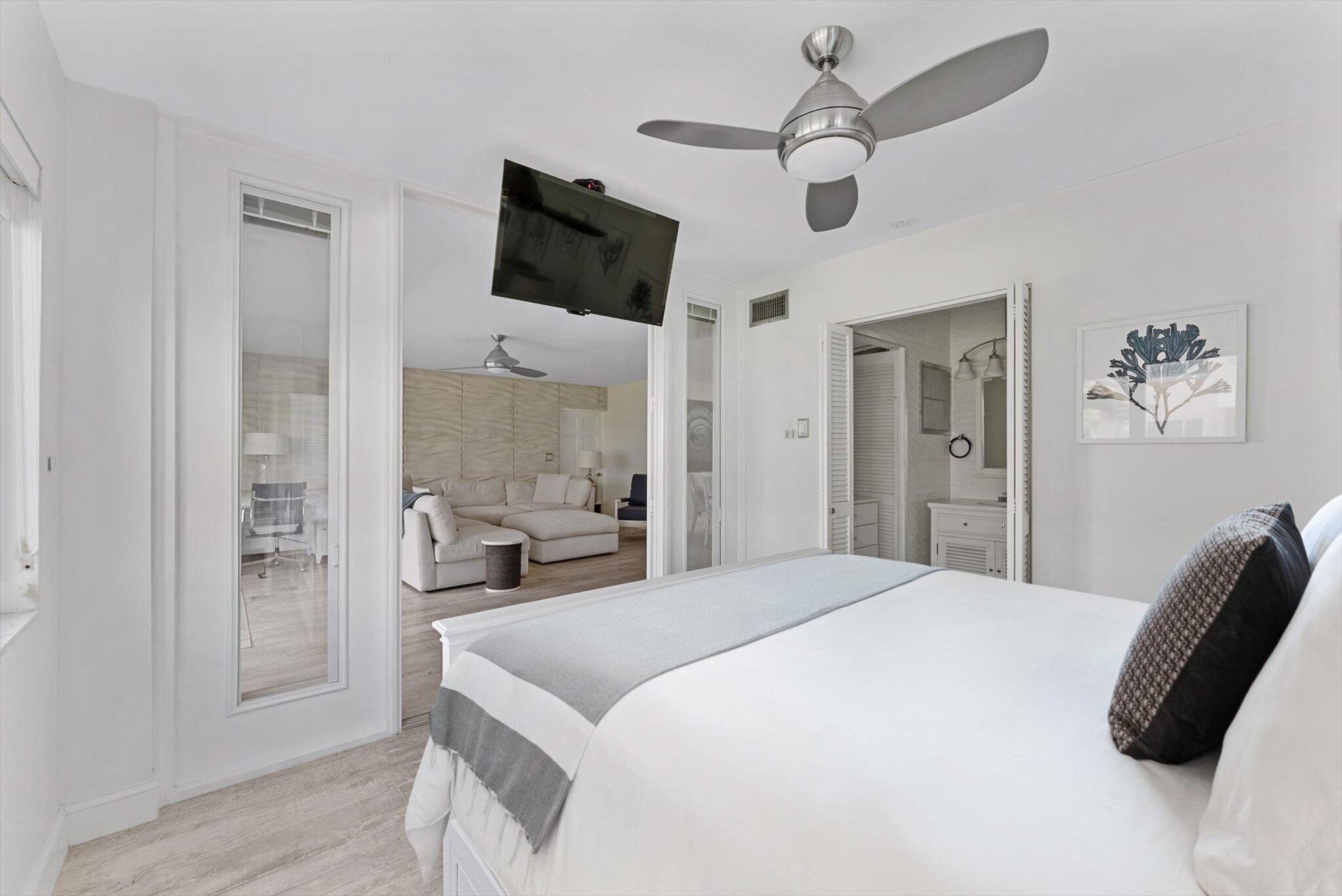 HILLSBORO IMPERIAL APTS CONDO - Residential