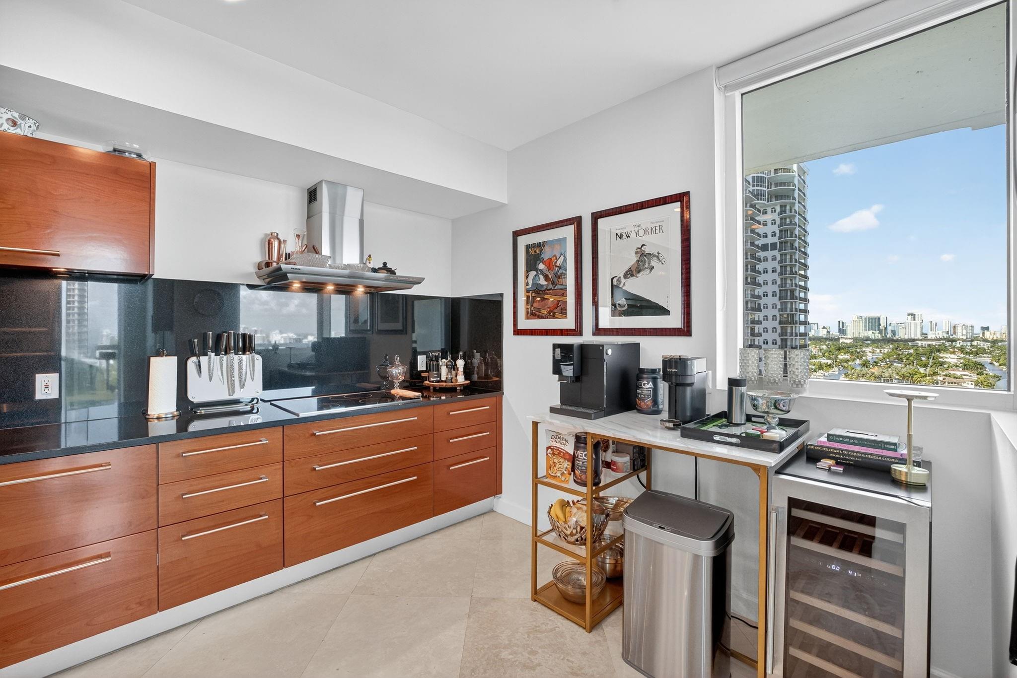 Las Olas Beach Club - Residential Lease