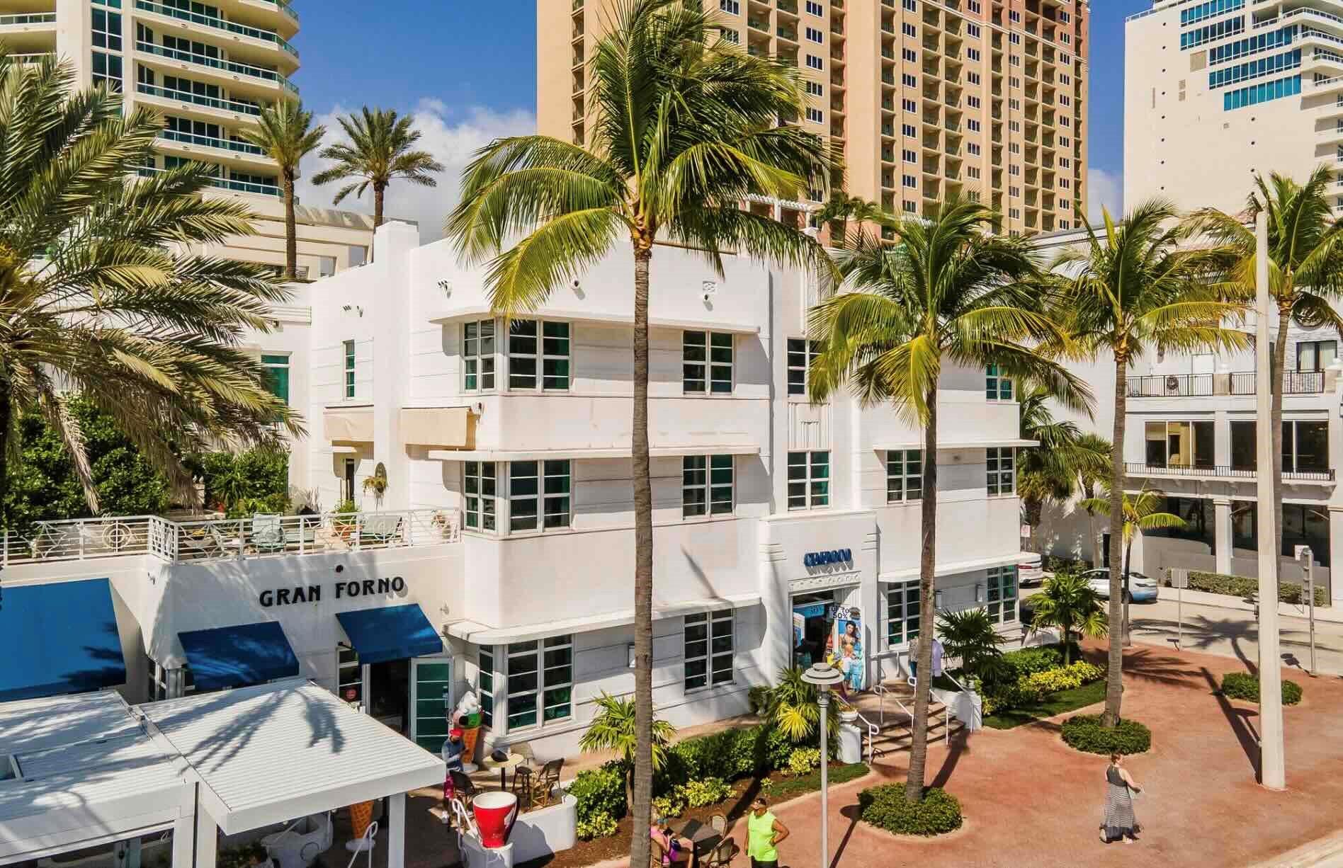 Las Olas Beach Club - Residential Lease