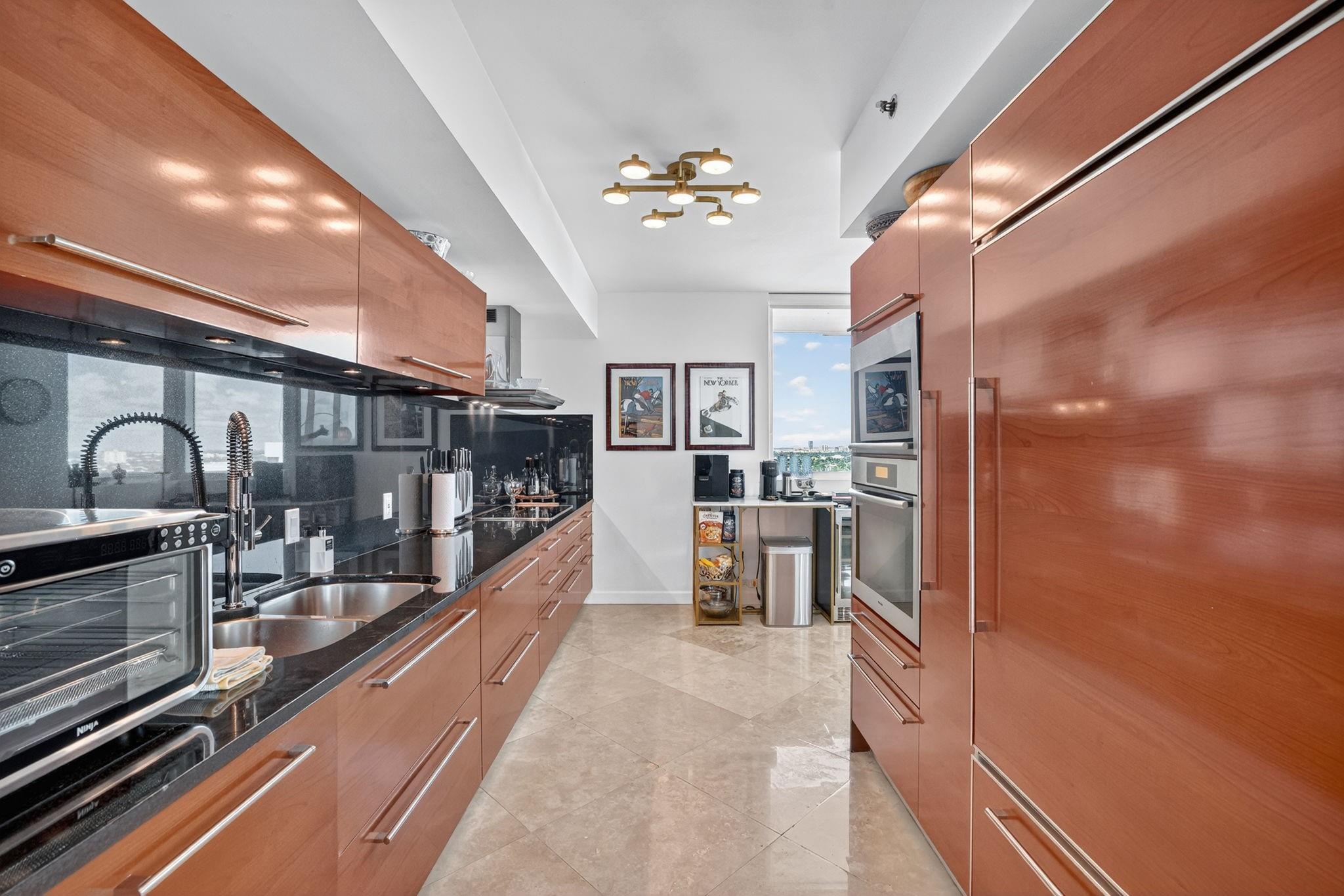 Las Olas Beach Club - Residential Lease