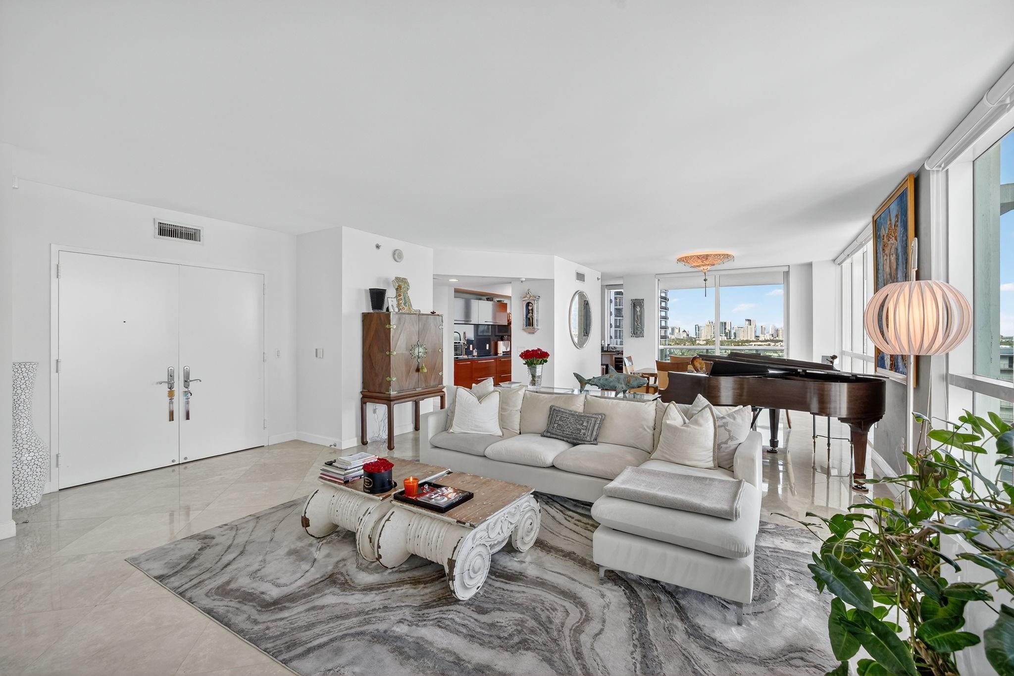 Las Olas Beach Club - Residential Lease
