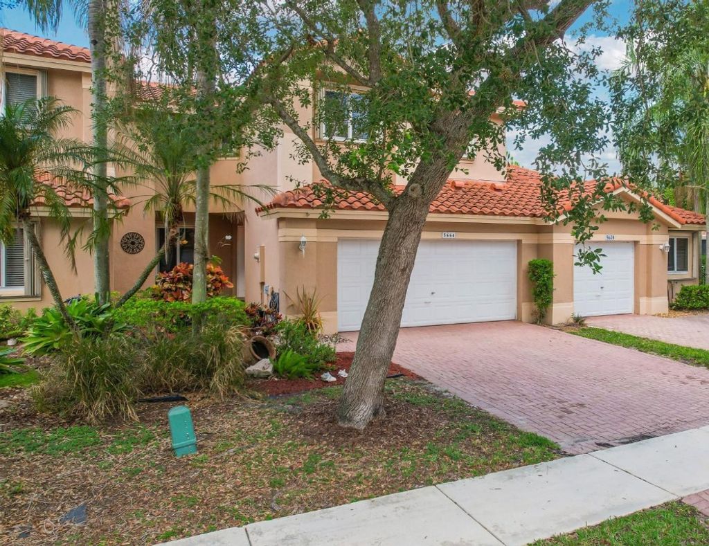 Photo of 5664 NW 125th Avenue, Coral Springs, FL 33076 (MLS # F10505399)