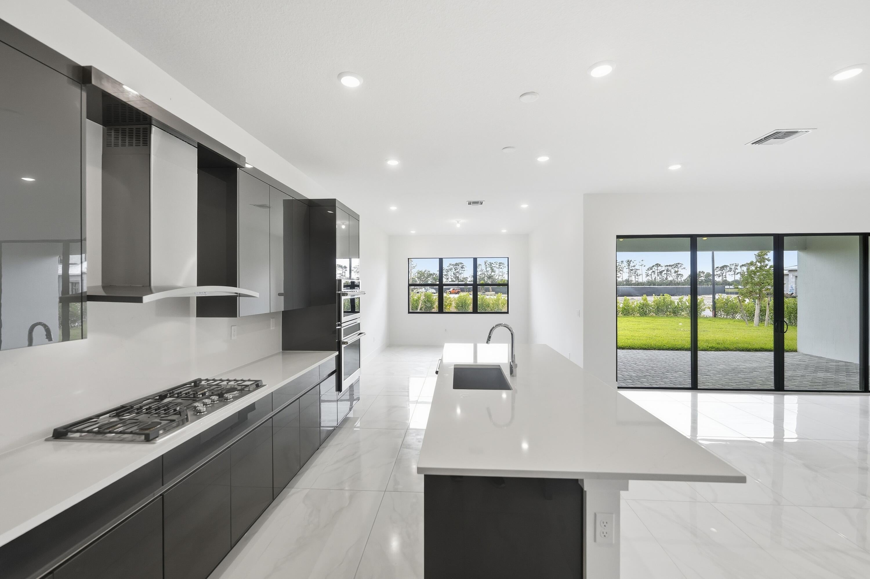 7707 Laurel Park Drive
