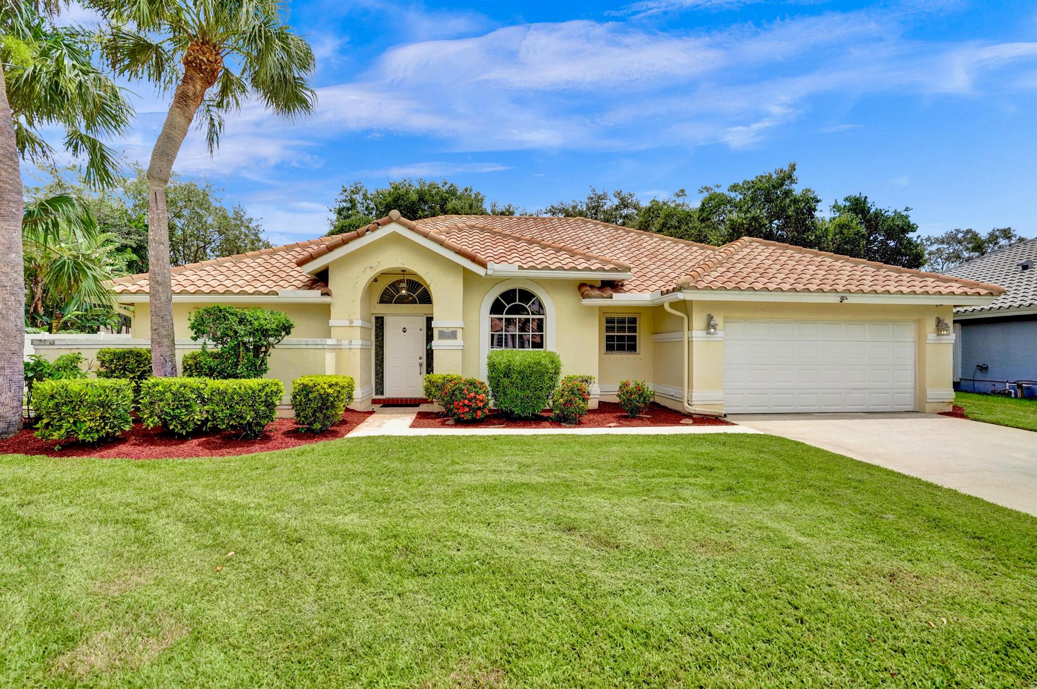 Welcome to your dream home in Lake Charleston! This beautifully updated 4BR, 2.5BA pool home has everything you could ask for and more! Situated on over a 1/4 acre lot in a quiet cul-de-sac, this private backyard is like a tropical oasis equipped with a private pool, large fenced-in yard, large patio and outdoor kitchen!Inside, enjoy over 2200 sq ft of functional living space with beautiful natural light! 4 spacious bedrooms, formal living and dining space with plantation shutters, in addition to a fully equipped kitchen with eat in area, and a large family room with a shiplap wall!This home is a must see in every way! Lake Charleston is truly a hidden gem close to shopping, dining, nearby hospitals and zoned for all A-rated schools- Manatee Elementary, Christa McAuliffe Middle and
