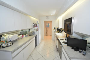 WINDSOR AT HUNTERS CONDO - Residential