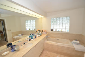 WINDSOR AT HUNTERS CONDO - Residential