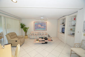 WINDSOR AT HUNTERS CONDO - Residential