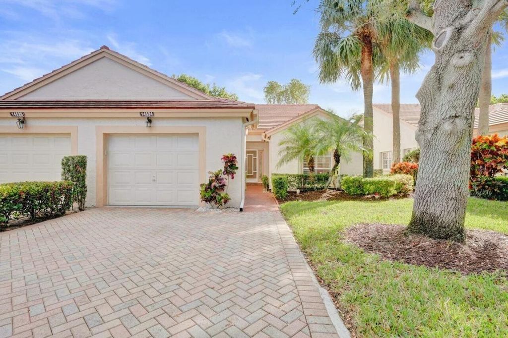 Photo of 14524 Via Royale, Delray Beach, FL 33446 (MLS # R11158210)