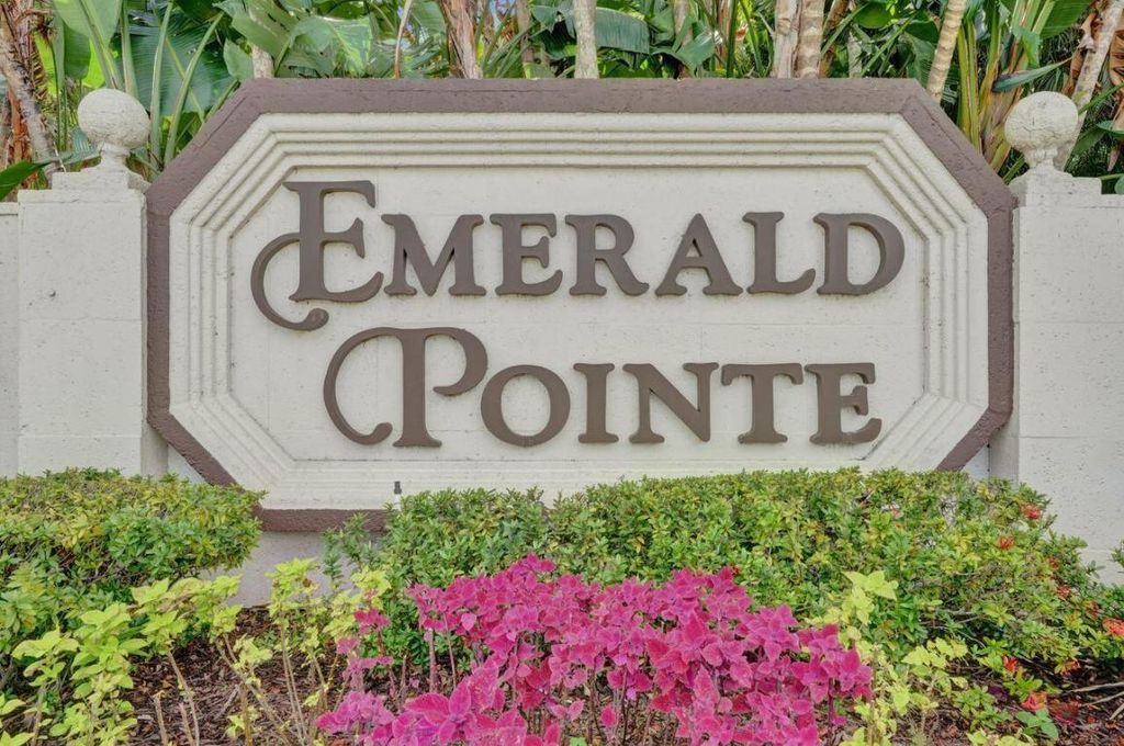 Photo of 14524 Via Royale, Delray Beach, FL 33446 (MLS # R11158210)