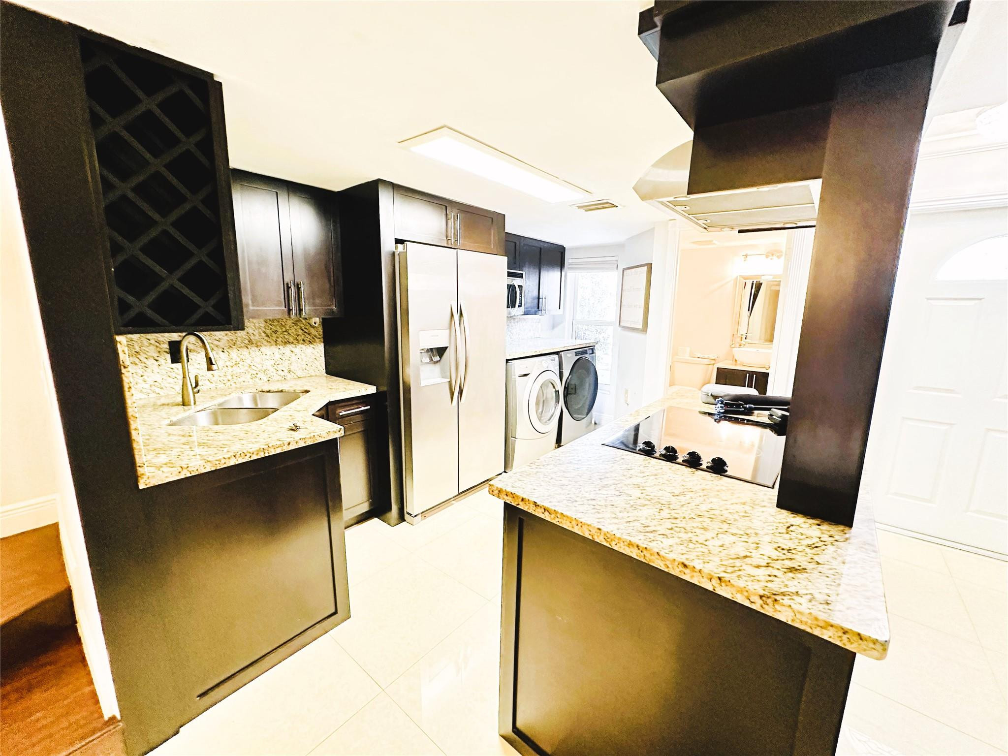MARINA REAL - Residential