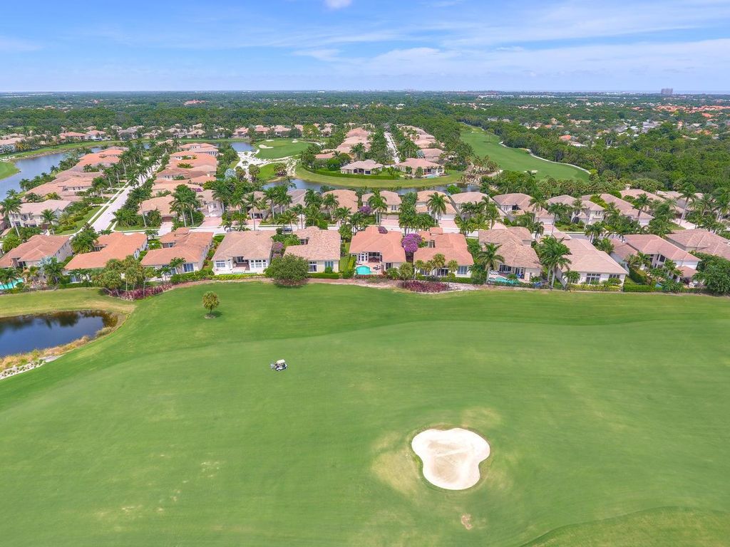 Photo of 528 Les Jardin Drive, Palm Beach Gardens, FL 33410 (MLS # R11091945)