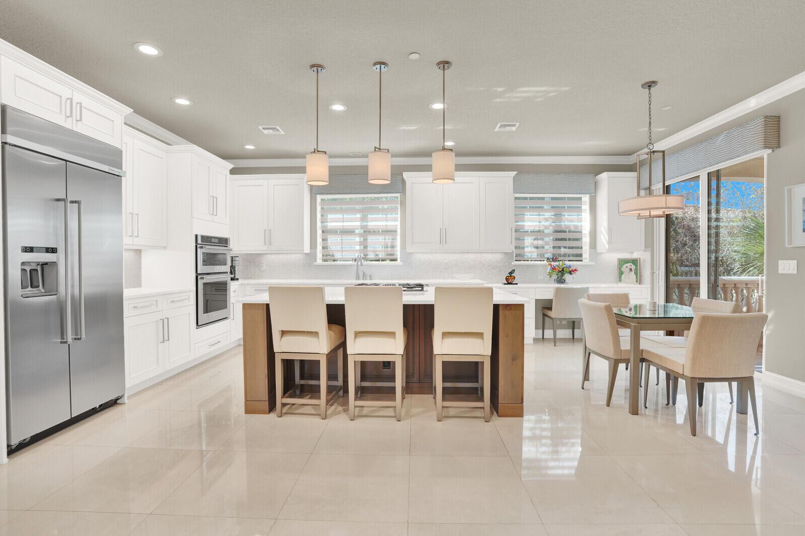 JUPITER COUNTRY CLUB COND - Residential