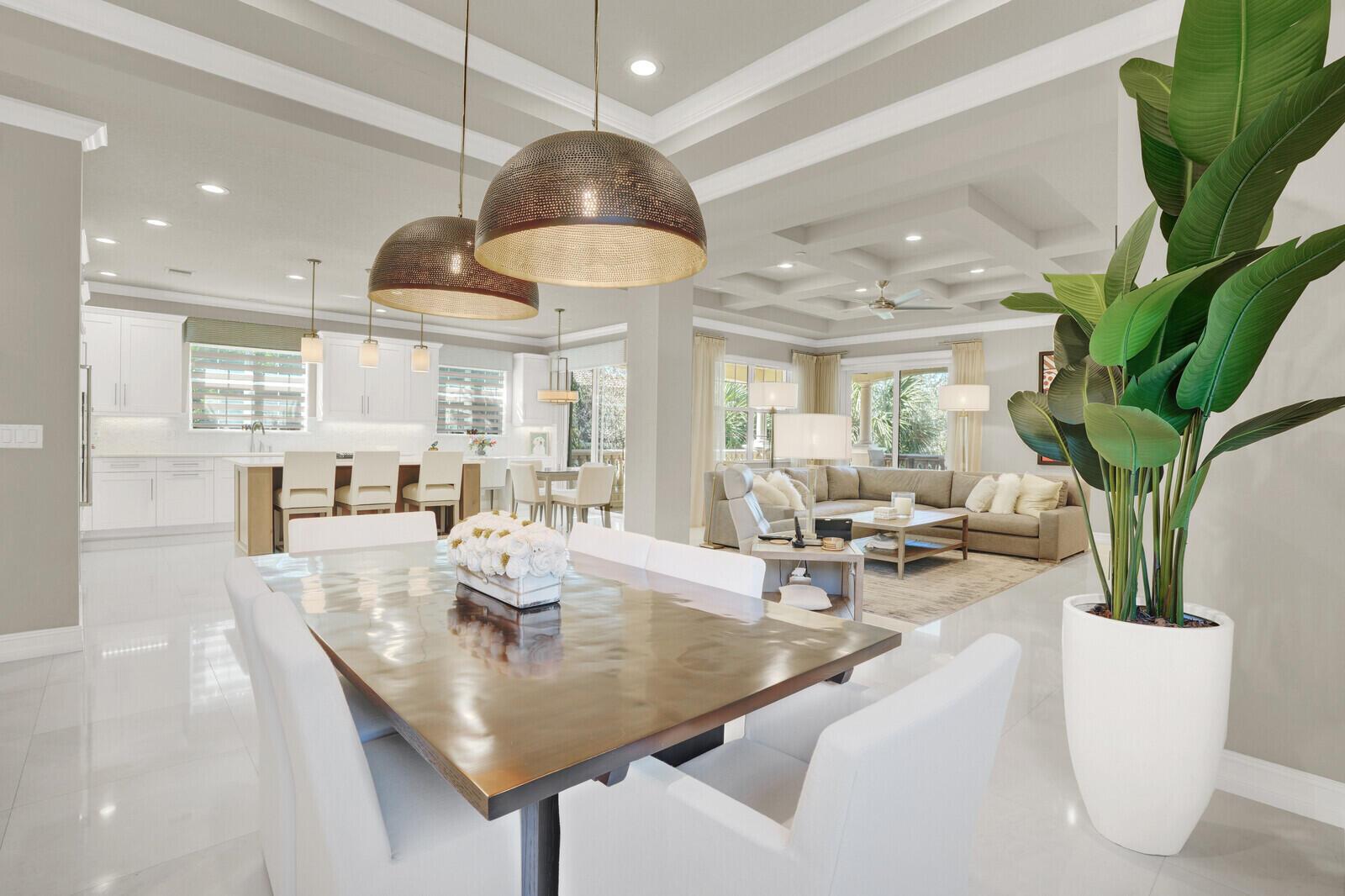 JUPITER COUNTRY CLUB COND - Residential