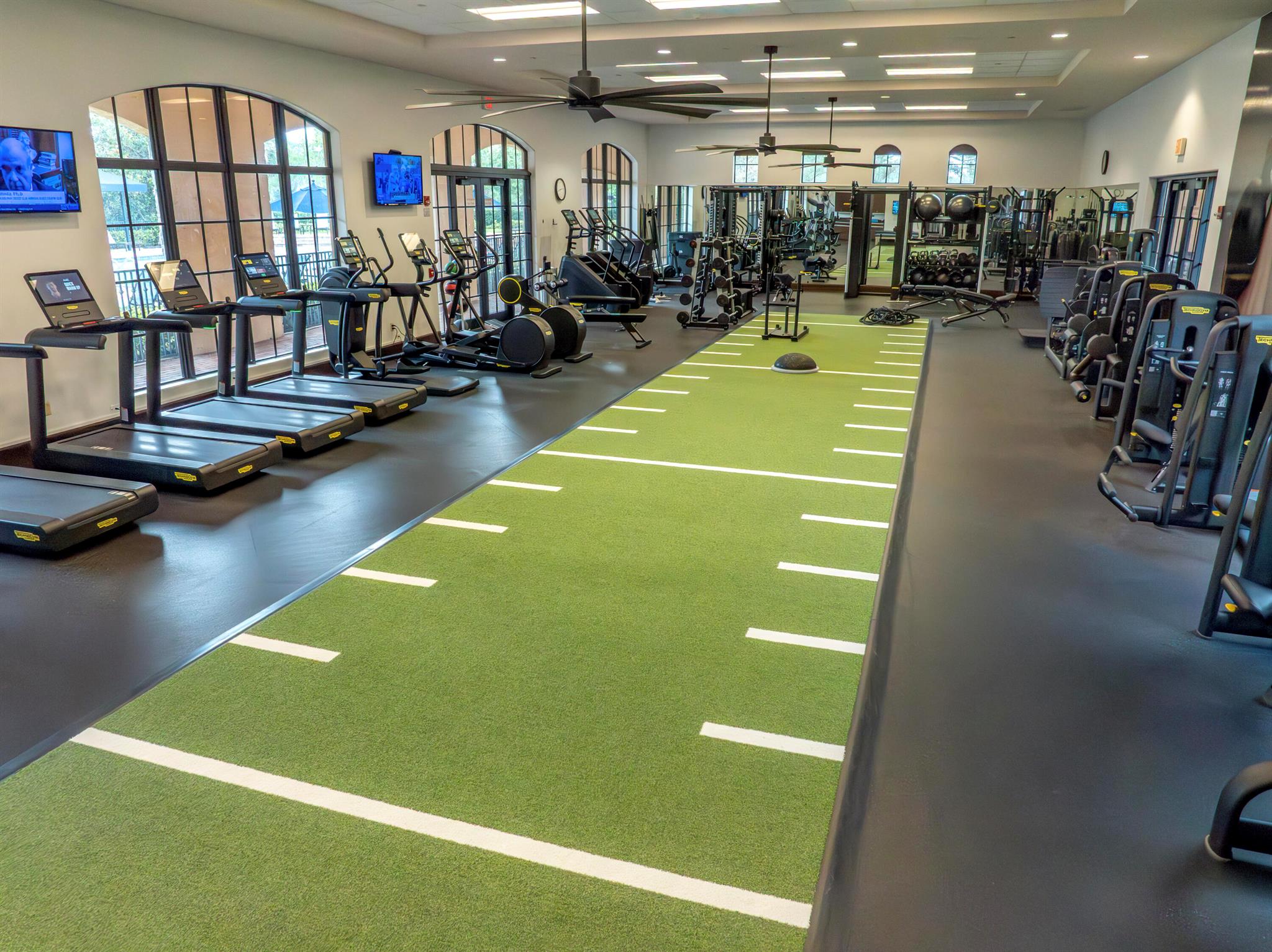 JUPITER COUNTRY CLUB COND - Residential