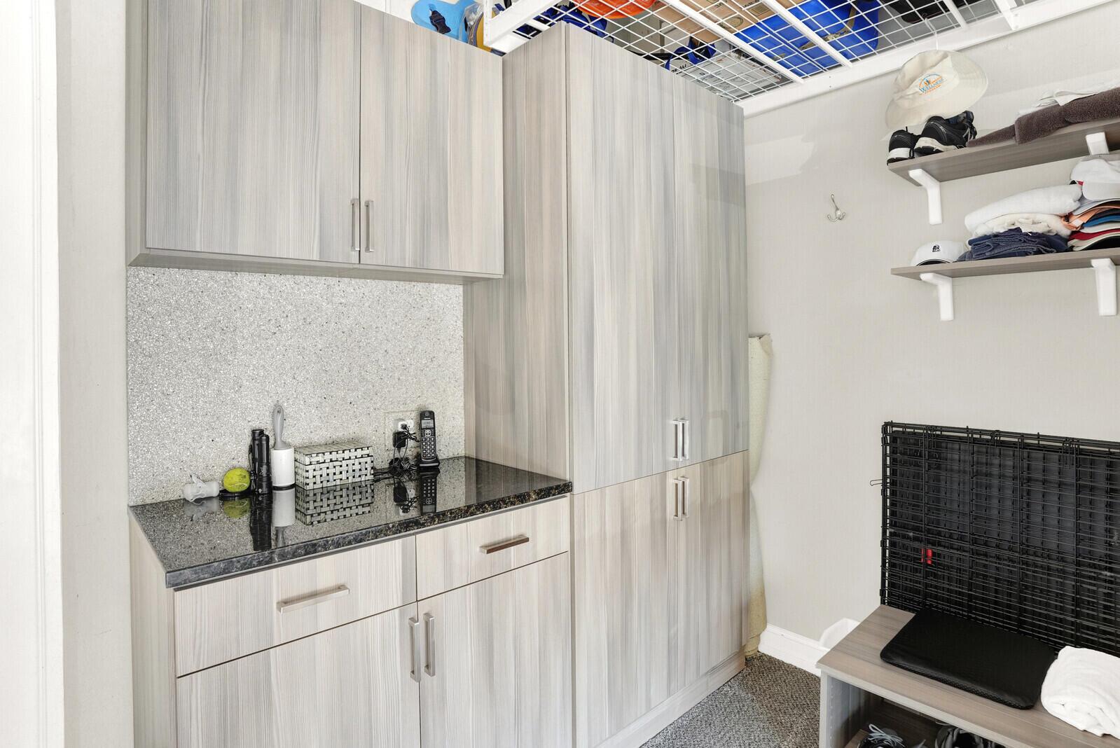 JUPITER COUNTRY CLUB COND - Residential