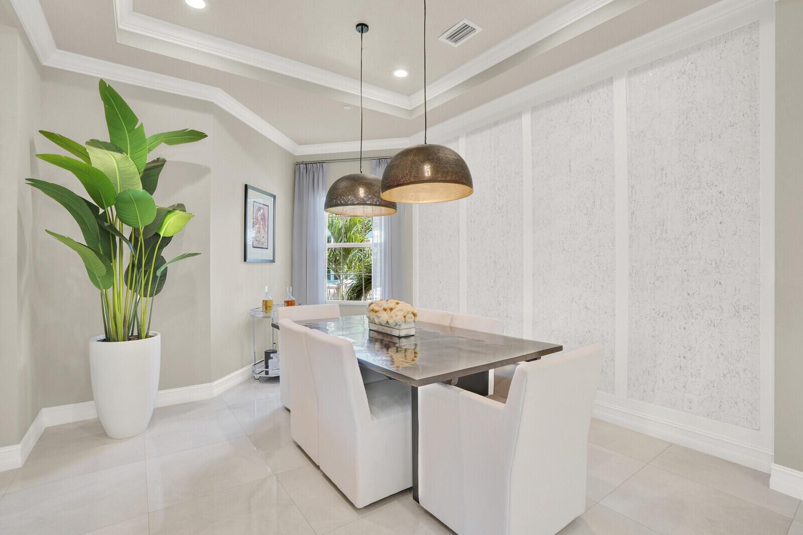 JUPITER COUNTRY CLUB COND - Residential