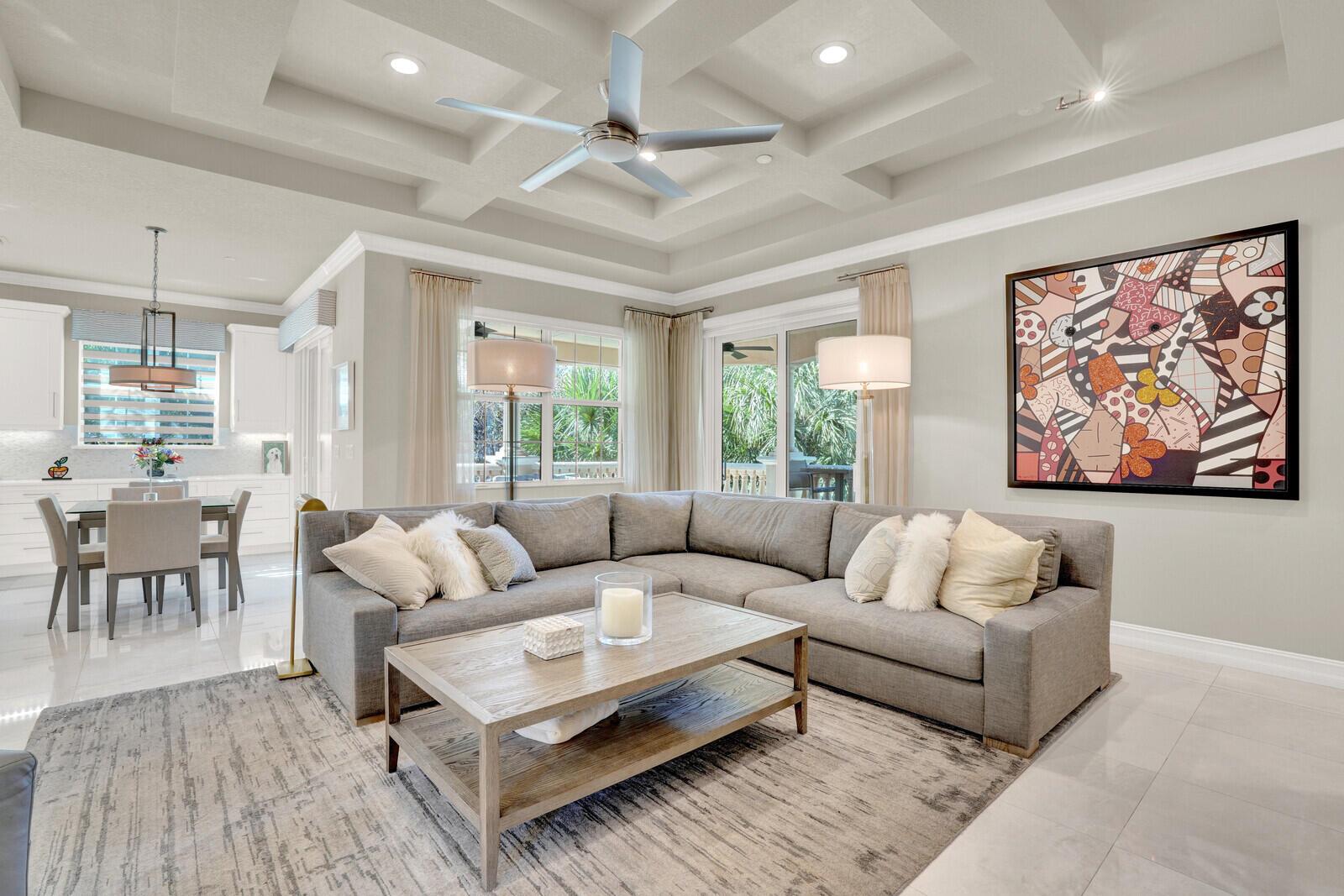 JUPITER COUNTRY CLUB COND - Residential