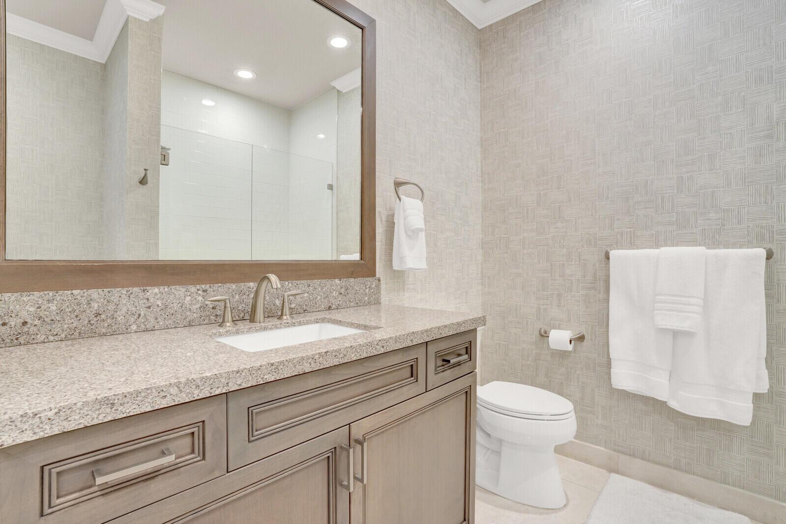 JUPITER COUNTRY CLUB COND - Residential