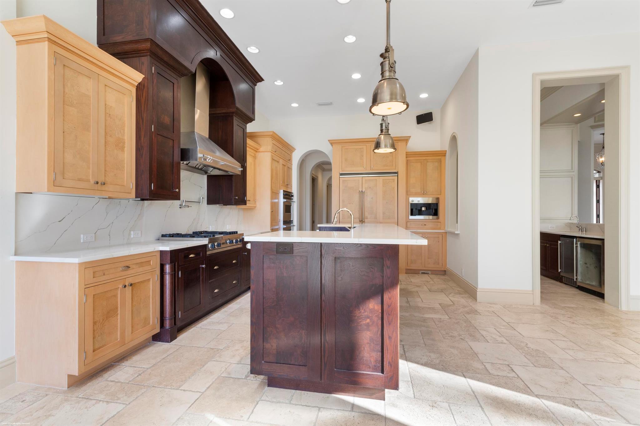 MEDALIST VILLAGE - Residential